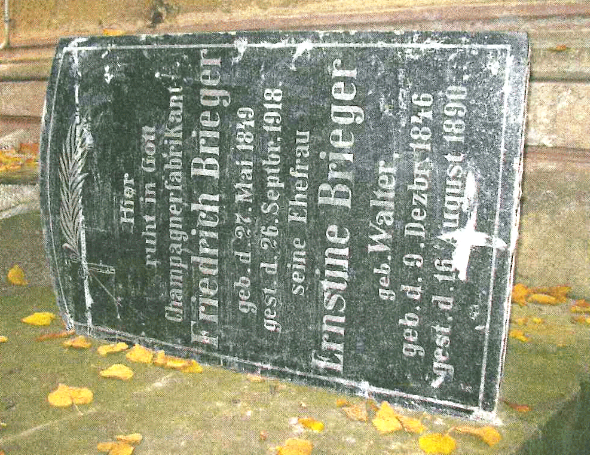 Fot 1. Tablica nagrobka Kamień
