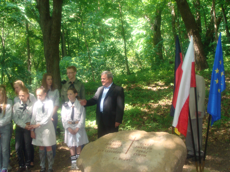 Fot 6. Kamień pamięci Kamień